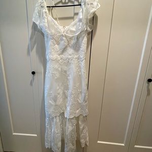 Wedding decree!! Three Floor PLAYFUL SISTER Dress US size 4